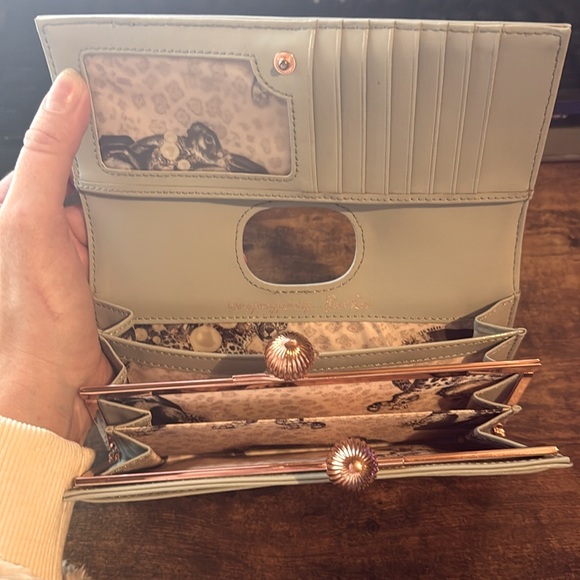 Ted Baker London Bobble Patent Leather Wallet (Grey) - Picture 4 of 4